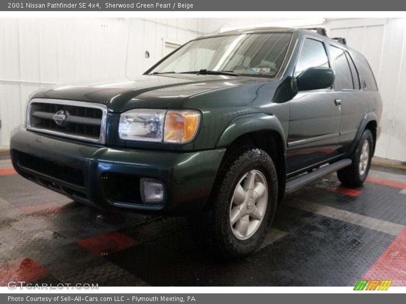 Sherwood Green Pearl / Beige 2001 Nissan Pathfinder SE 4x4