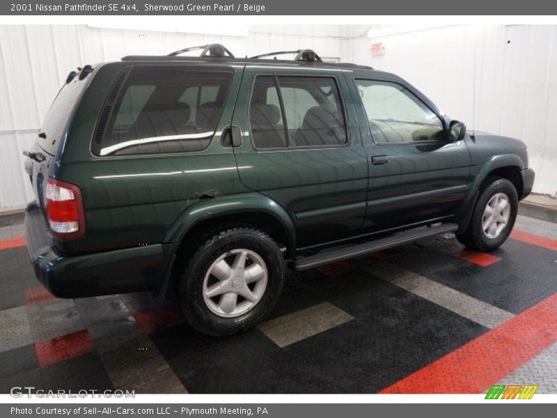 Sherwood Green Pearl / Beige 2001 Nissan Pathfinder SE 4x4
