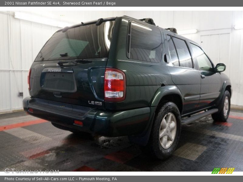 Sherwood Green Pearl / Beige 2001 Nissan Pathfinder SE 4x4