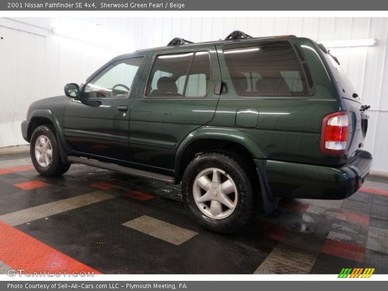 Sherwood Green Pearl / Beige 2001 Nissan Pathfinder SE 4x4