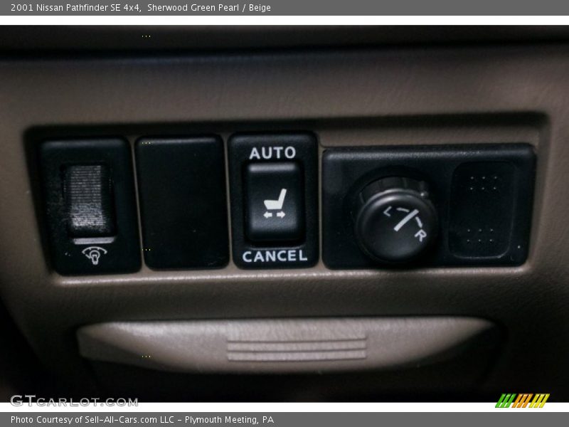 Sherwood Green Pearl / Beige 2001 Nissan Pathfinder SE 4x4
