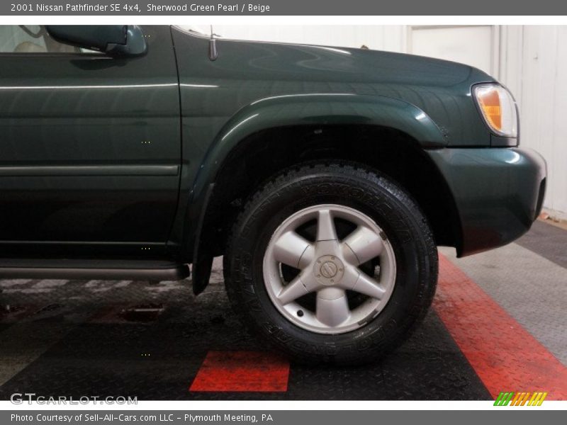 Sherwood Green Pearl / Beige 2001 Nissan Pathfinder SE 4x4