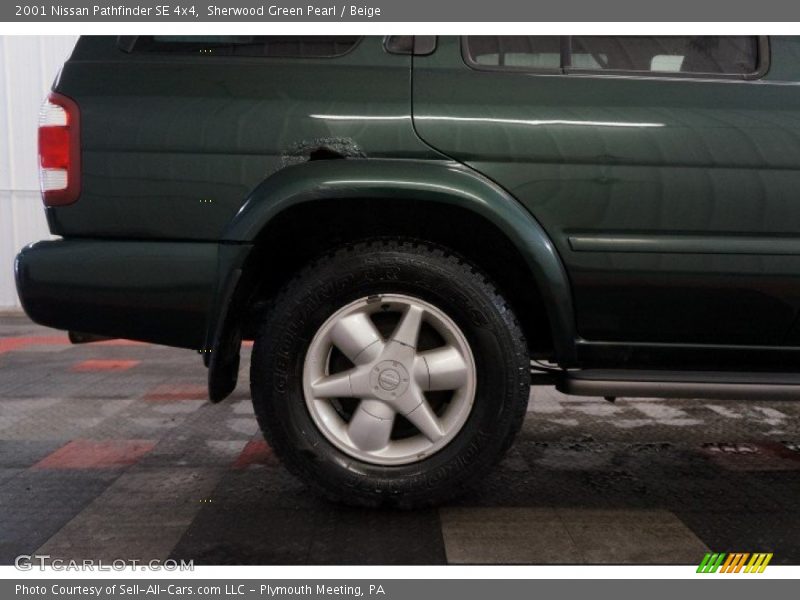 Sherwood Green Pearl / Beige 2001 Nissan Pathfinder SE 4x4