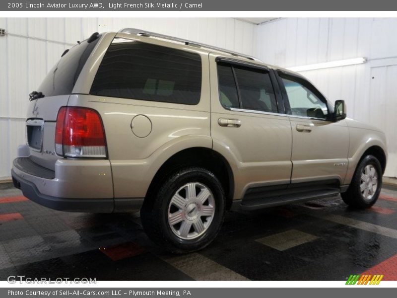 Light French Silk Metallic / Camel 2005 Lincoln Aviator Luxury AWD