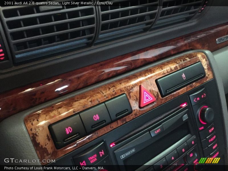 Light Silver Metallic / Ecru/Clay 2001 Audi A4 2.8 quattro Sedan