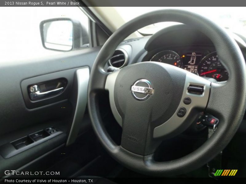 Pearl White / Black 2013 Nissan Rogue S