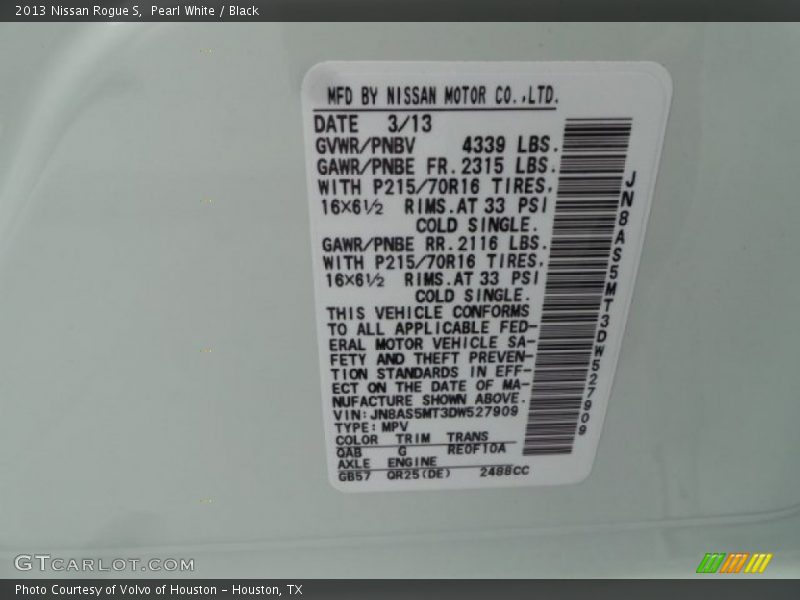 Pearl White / Black 2013 Nissan Rogue S