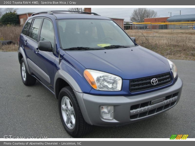 Front 3/4 View of 2002 RAV4 4WD