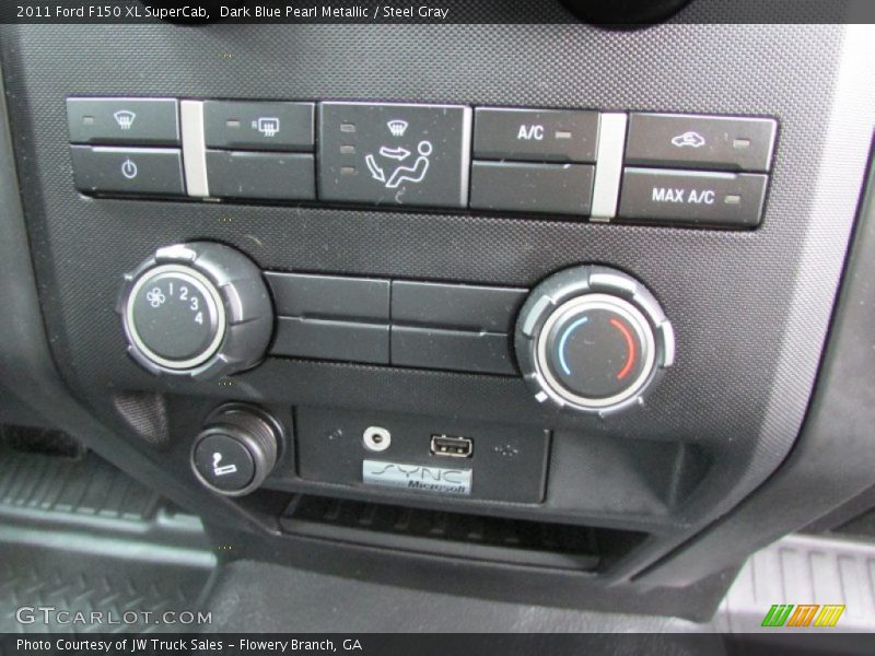 Dark Blue Pearl Metallic / Steel Gray 2011 Ford F150 XL SuperCab