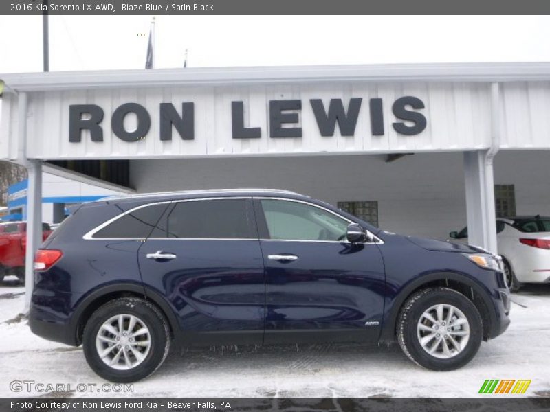 Blaze Blue / Satin Black 2016 Kia Sorento LX AWD