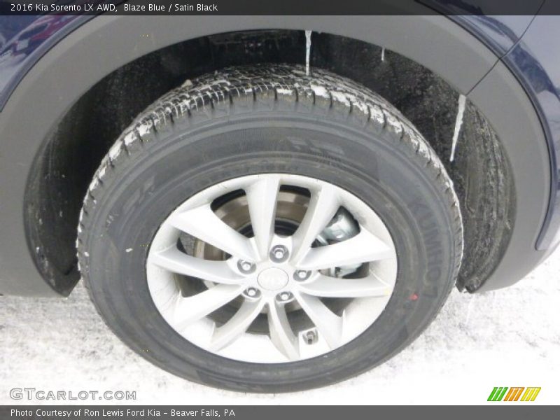  2016 Sorento LX AWD Wheel