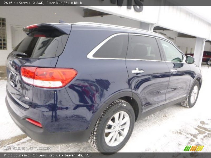 Blaze Blue / Satin Black 2016 Kia Sorento LX AWD