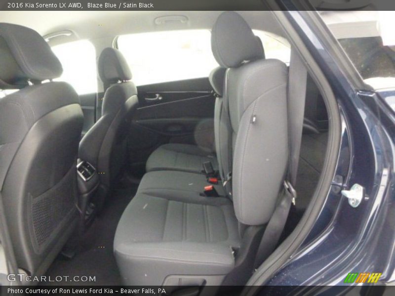 Blaze Blue / Satin Black 2016 Kia Sorento LX AWD