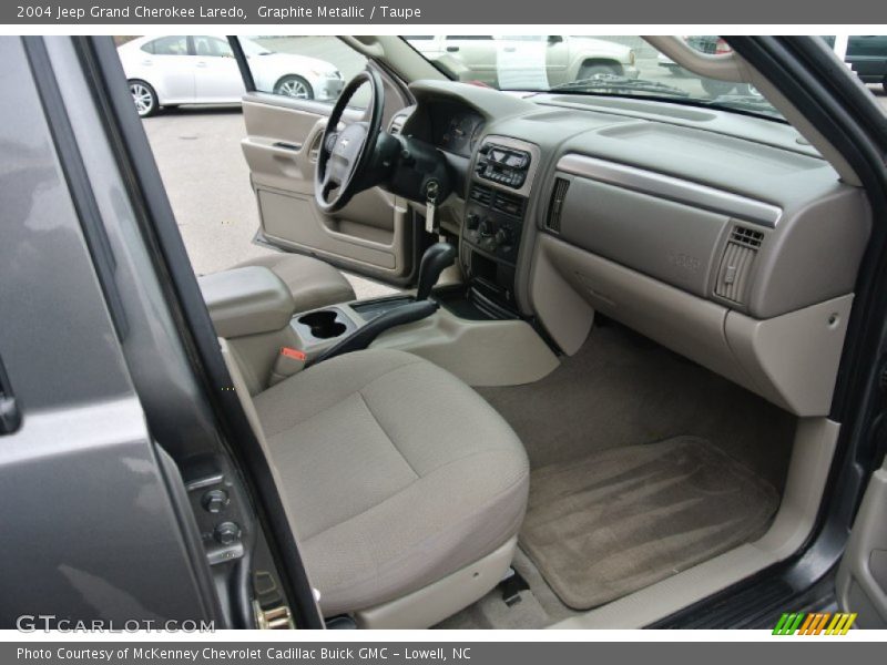 Graphite Metallic / Taupe 2004 Jeep Grand Cherokee Laredo