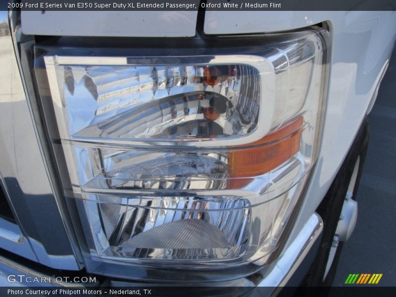 Oxford White / Medium Flint 2009 Ford E Series Van E350 Super Duty XL Extended Passenger