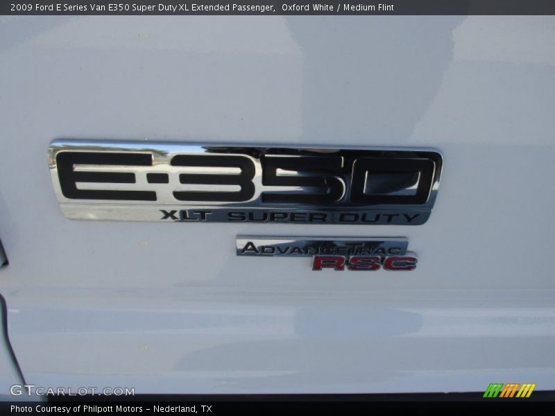Oxford White / Medium Flint 2009 Ford E Series Van E350 Super Duty XL Extended Passenger