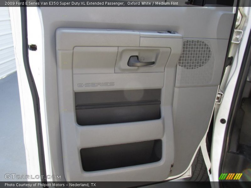 Oxford White / Medium Flint 2009 Ford E Series Van E350 Super Duty XL Extended Passenger