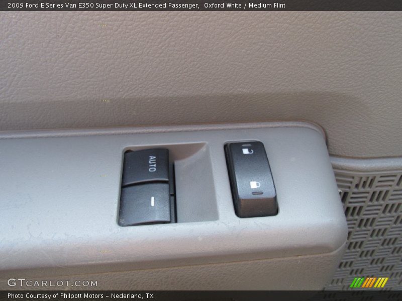 Oxford White / Medium Flint 2009 Ford E Series Van E350 Super Duty XL Extended Passenger