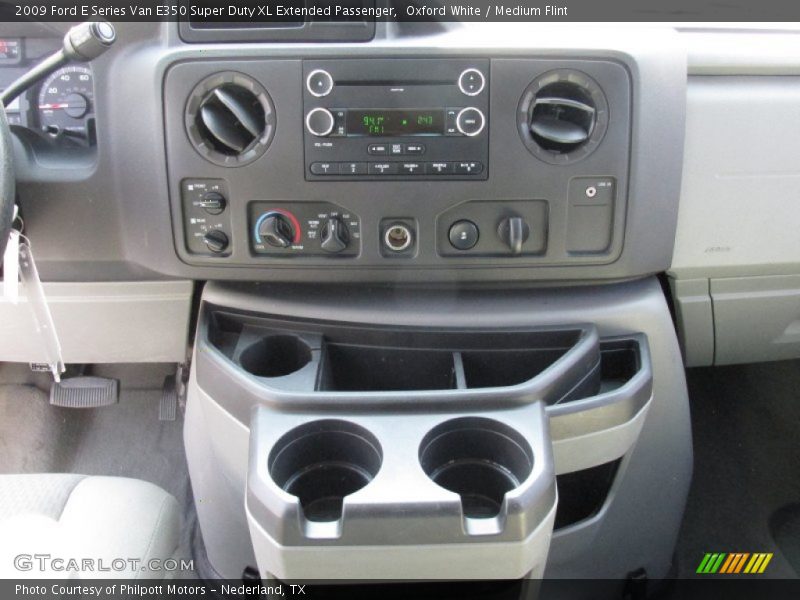 Oxford White / Medium Flint 2009 Ford E Series Van E350 Super Duty XL Extended Passenger