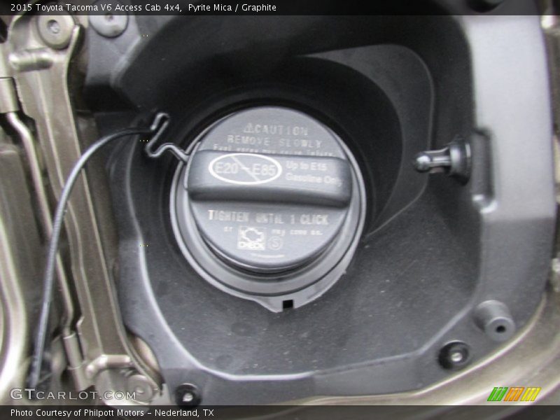 Pyrite Mica / Graphite 2015 Toyota Tacoma V6 Access Cab 4x4