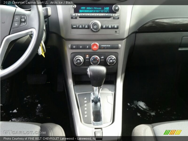 Arctic Ice / Black 2015 Chevrolet Captiva Sport LS