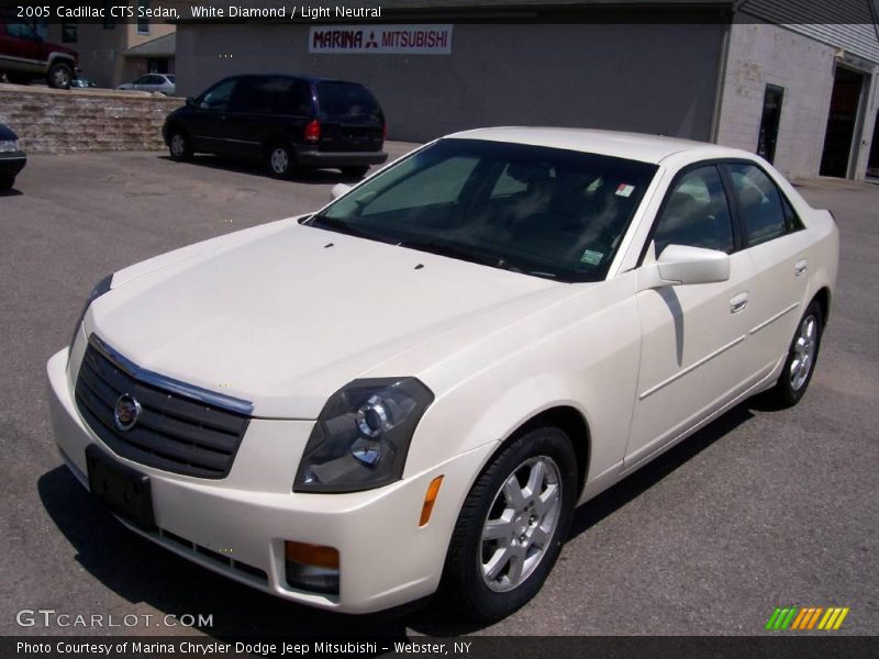 White Diamond / Light Neutral 2005 Cadillac CTS Sedan