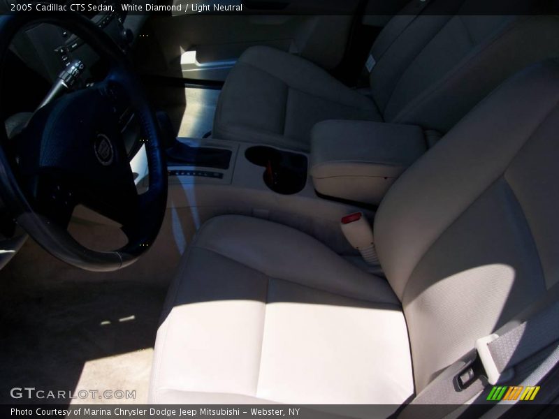 White Diamond / Light Neutral 2005 Cadillac CTS Sedan