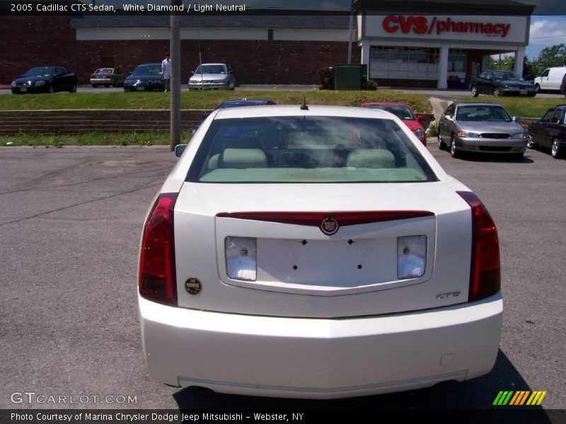 White Diamond / Light Neutral 2005 Cadillac CTS Sedan