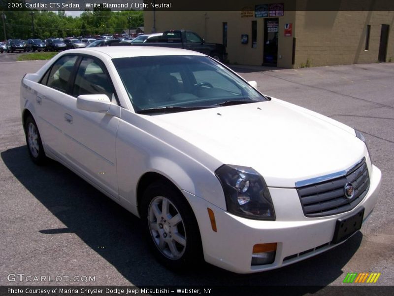 White Diamond / Light Neutral 2005 Cadillac CTS Sedan