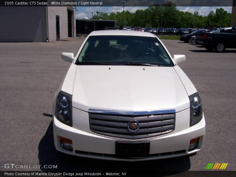 White Diamond / Light Neutral 2005 Cadillac CTS Sedan