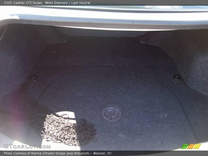 White Diamond / Light Neutral 2005 Cadillac CTS Sedan