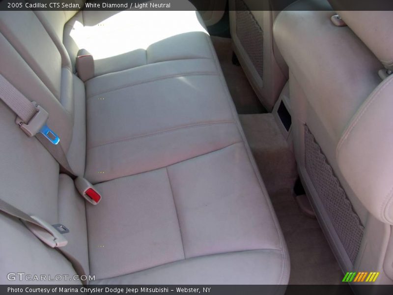 White Diamond / Light Neutral 2005 Cadillac CTS Sedan