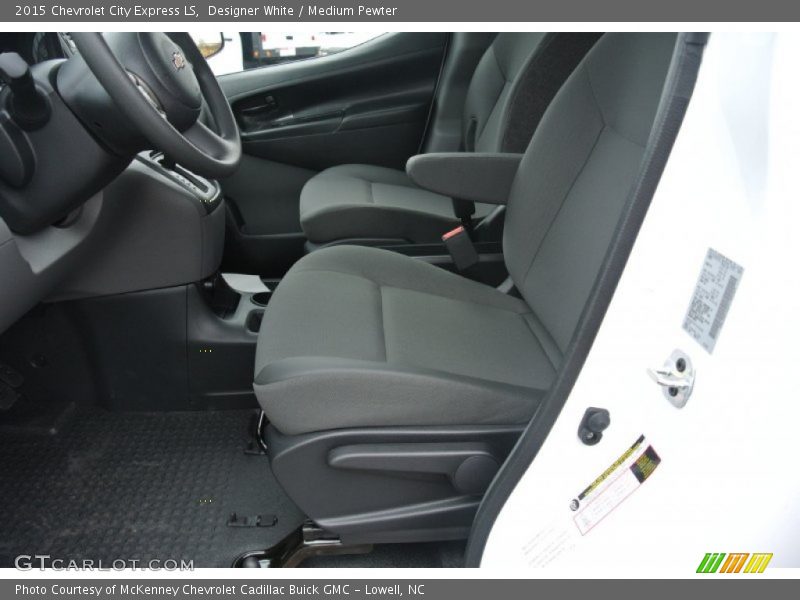 Designer White / Medium Pewter 2015 Chevrolet City Express LS