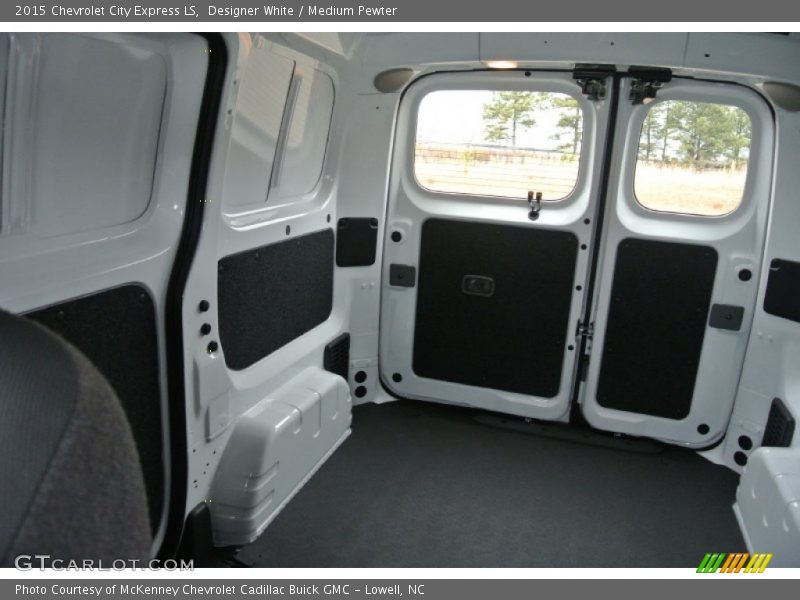 Designer White / Medium Pewter 2015 Chevrolet City Express LS