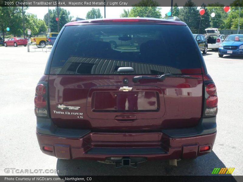 Majestic Red Metallic / Light Gray 2005 Chevrolet TrailBlazer LS 4x4