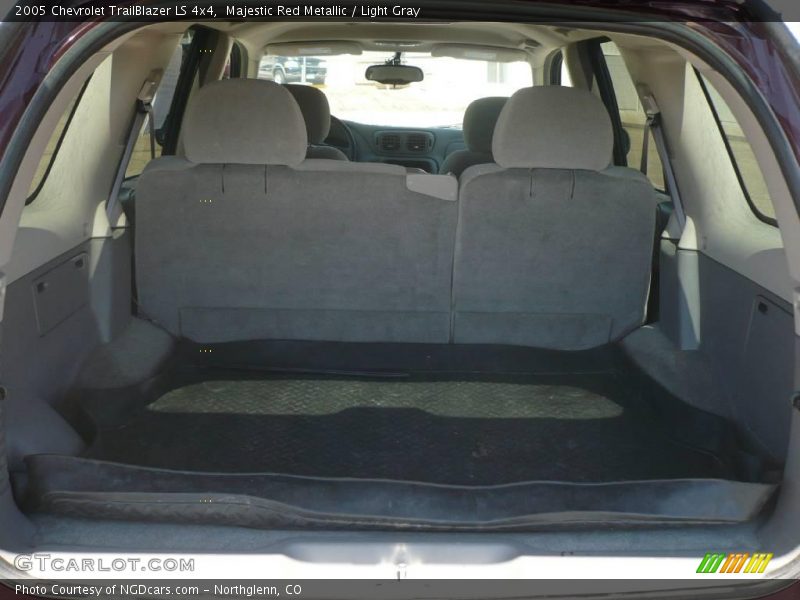 Majestic Red Metallic / Light Gray 2005 Chevrolet TrailBlazer LS 4x4