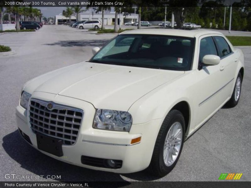 Cool Vanilla White / Dark Slate Gray 2008 Chrysler 300 Touring