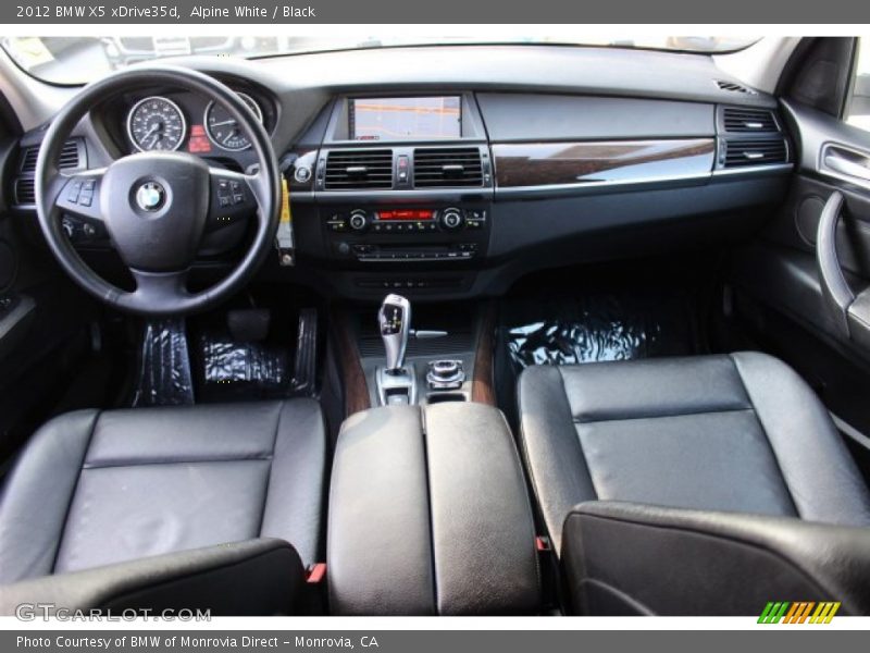 Alpine White / Black 2012 BMW X5 xDrive35d