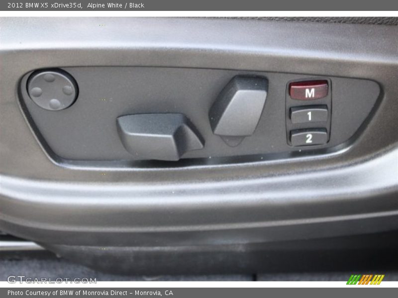 Alpine White / Black 2012 BMW X5 xDrive35d