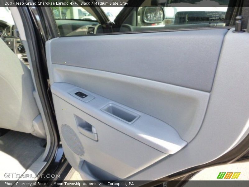 Black / Medium Slate Gray 2007 Jeep Grand Cherokee Laredo 4x4