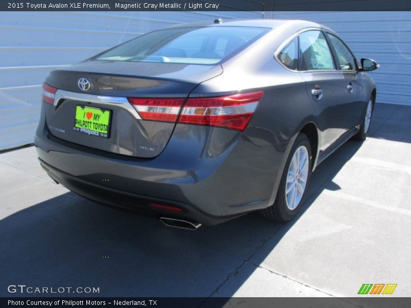 Magnetic Gray Metallic / Light Gray 2015 Toyota Avalon XLE Premium