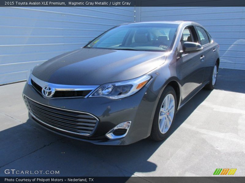 Magnetic Gray Metallic / Light Gray 2015 Toyota Avalon XLE Premium