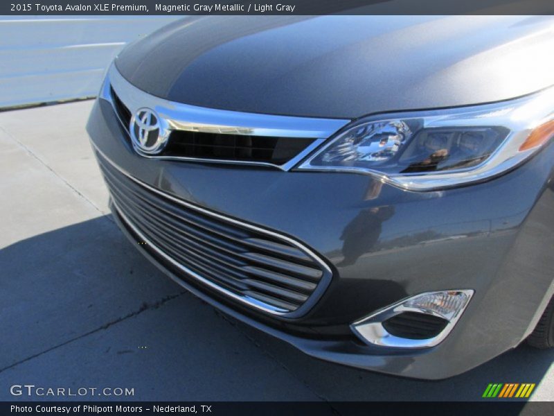 Magnetic Gray Metallic / Light Gray 2015 Toyota Avalon XLE Premium