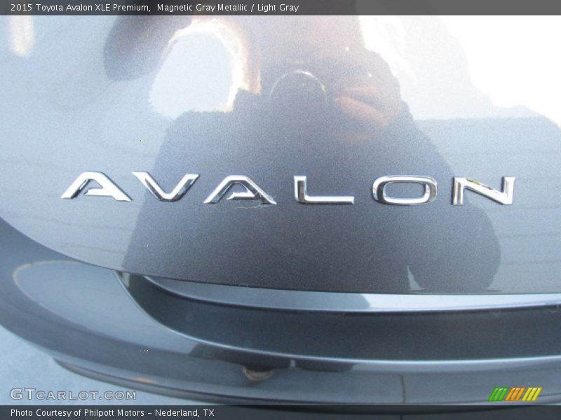 Magnetic Gray Metallic / Light Gray 2015 Toyota Avalon XLE Premium