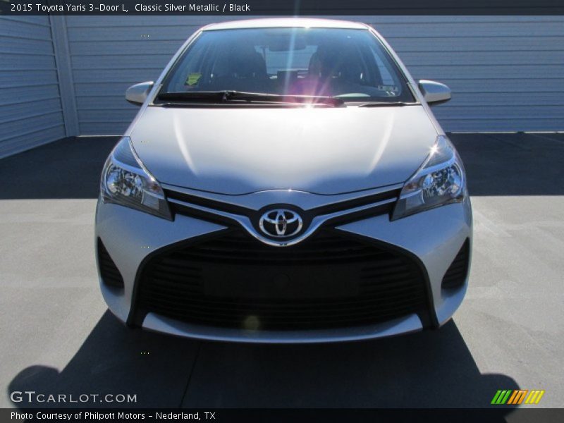 Classic Silver Metallic / Black 2015 Toyota Yaris 3-Door L
