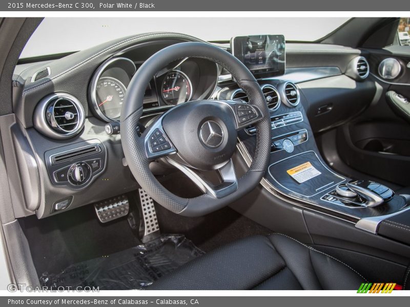 Polar White / Black 2015 Mercedes-Benz C 300
