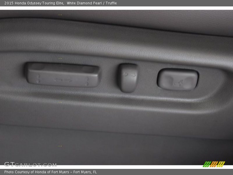 White Diamond Pearl / Truffle 2015 Honda Odyssey Touring Elite