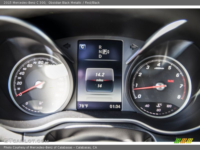 Obsidian Black Metallic / Red/Black 2015 Mercedes-Benz C 300