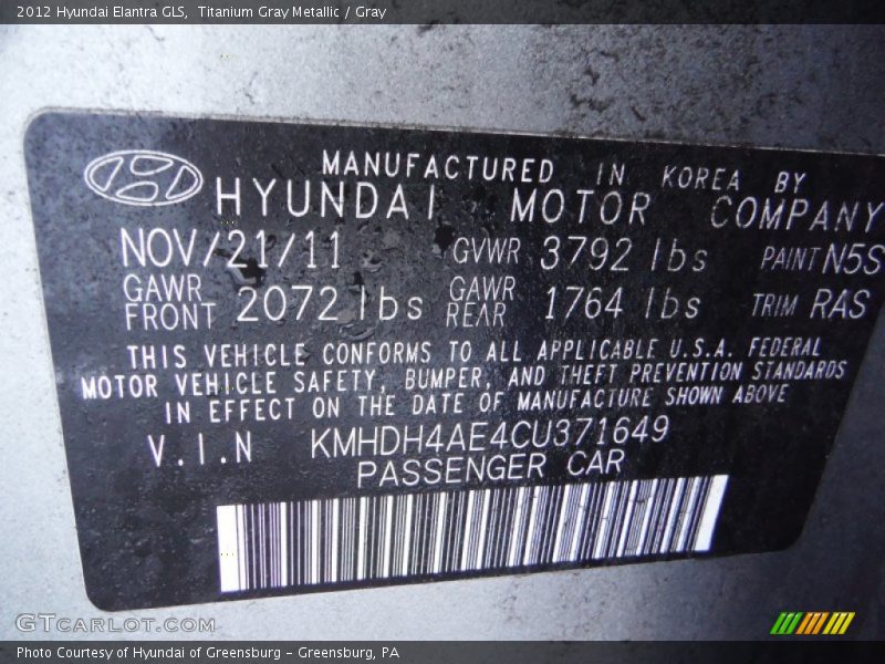 Titanium Gray Metallic / Gray 2012 Hyundai Elantra GLS