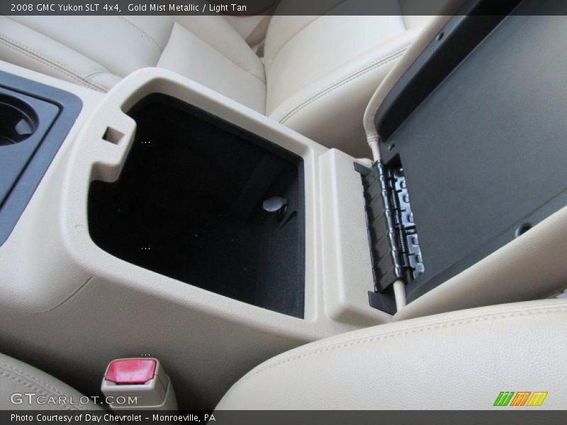 Gold Mist Metallic / Light Tan 2008 GMC Yukon SLT 4x4
